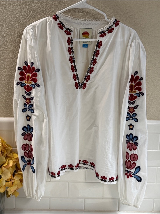 FARM Rio Tops - FARM Rio x Anthropologie Blouse. NEW w/o tags . Medium . 100% cotton